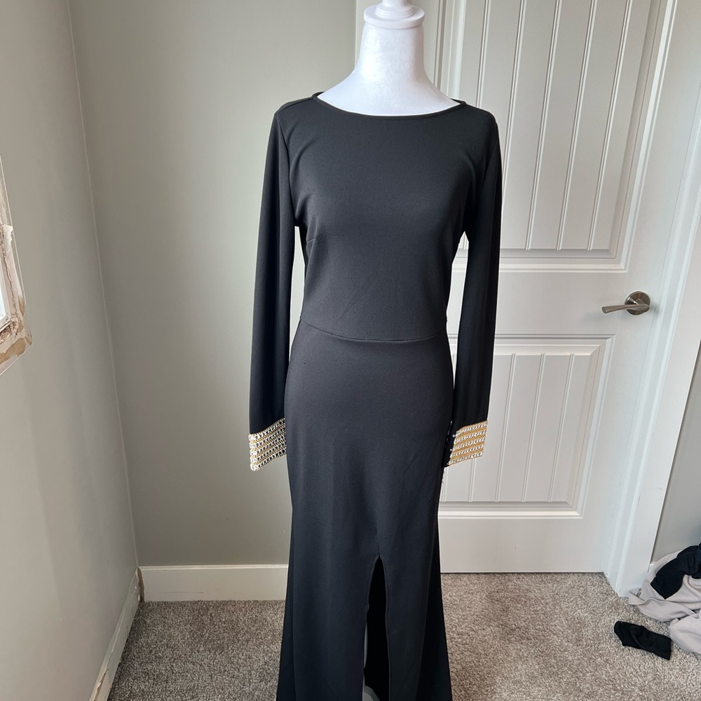 Elegant Black Long Sleeve Formal Dress